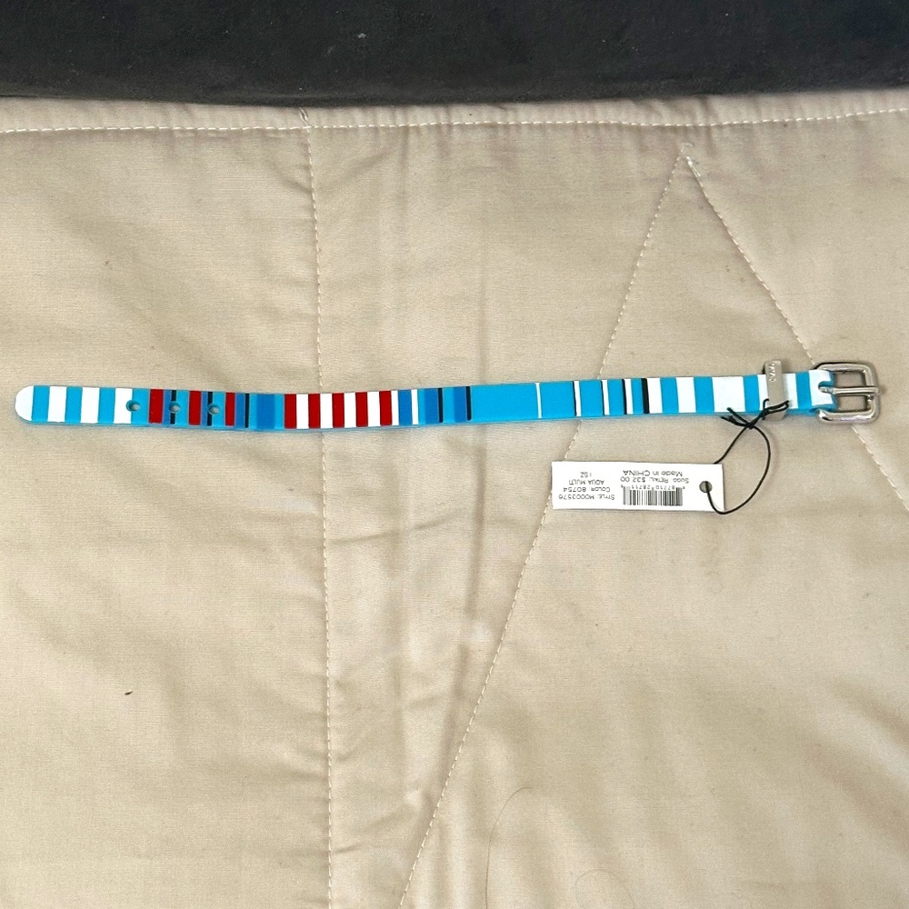 NWT- Marc by Marc Jacobs aqua blue striped buckle rubber/silicone bracelet
